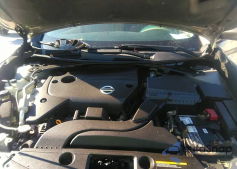 2014 Nissan Altima 2.5 S from USA, damaged, VIN 1N4AL3AP3EC154657